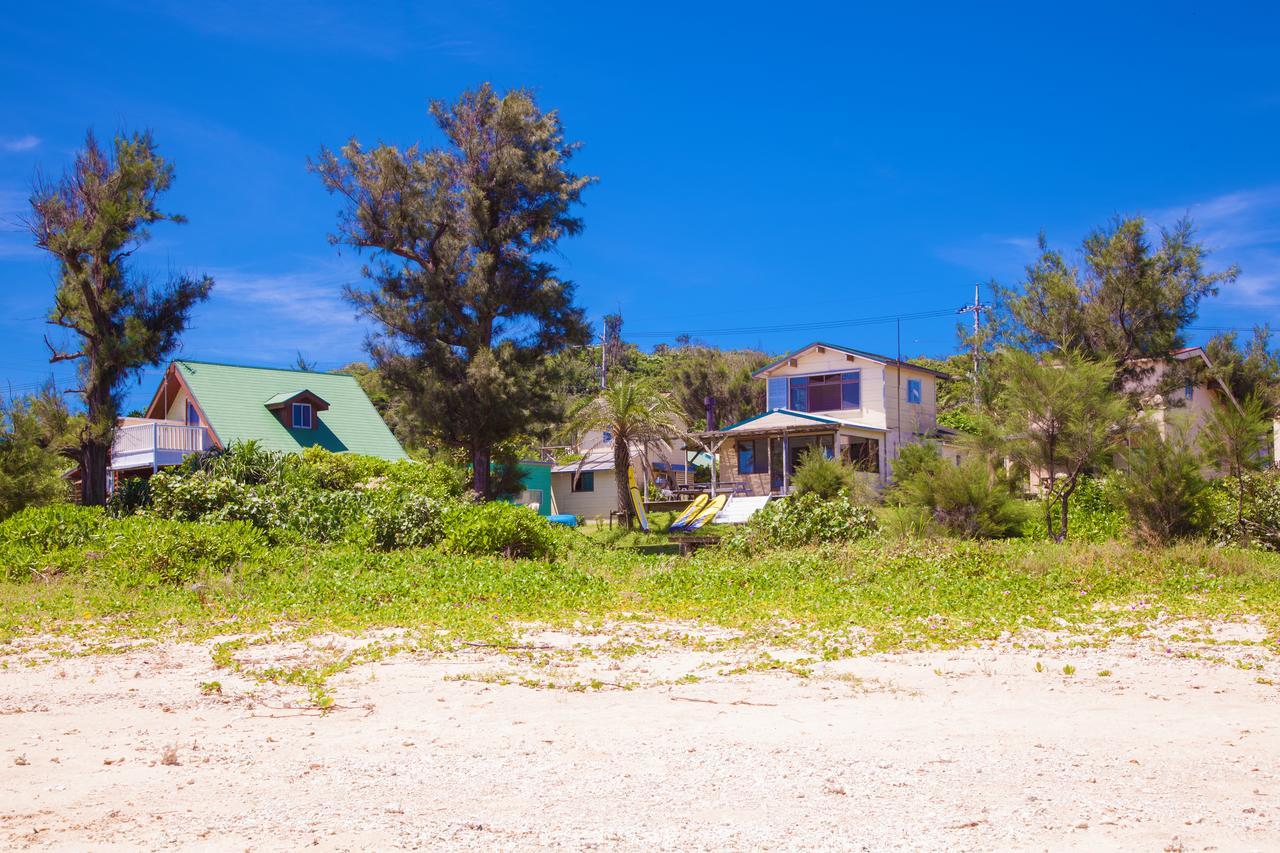 Kariyushi Condominium Resort Motobu The Beach Garden House Екстер'єр фото